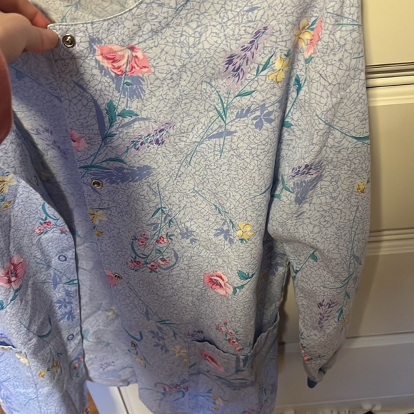 Scrub jacket! - Picture 3 of 8